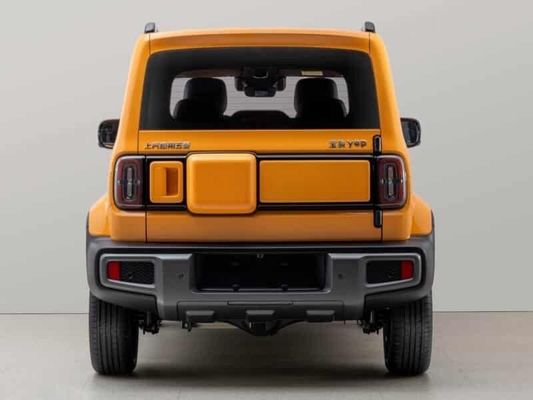 2024 풀 크로스오버 BAOJUN YEP EV 303km CLTC 28.1배터리 75kW 모터와 최대 속도 100km/h까지 3또는 5도어