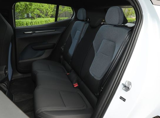 순수 전기 Volvo Electric SUV EX30 410km 장거리 RWD 코어 에디션 272P.s와 343N.m 모터 힘의 토크