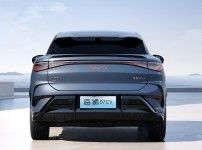 새로운 PURE 전기 차량 BYD Sea lion 07 BYD e 플랫폼 3.0 EV 구조 210km/h 최고 속도& 231P.s 모터 전력