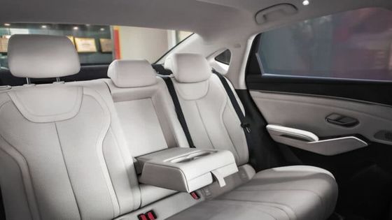 새로운 하이브리드 차량 2024 BYD Qin L Dm-i 1.5T 101PS.L4 엔진 218PS 전기 모터 파워 180km/h 최고 속도