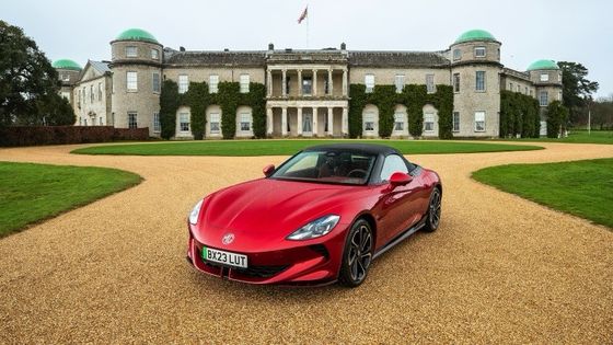 MG 사이버스터 트로피 전동 스포츠카 건전한 335bhp와 350파운드 Ft 토크, 77kwh 배터리 아래 336 마일 범위