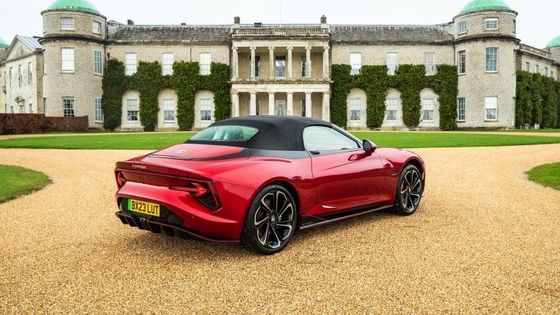 MG 사이버스터 트로피 전동 스포츠카 건전한 335bhp와 350파운드 Ft 토크, 77kwh 배터리 아래 336 마일 범위