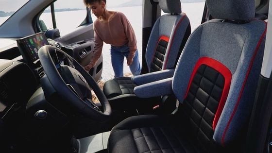 신형 시트로엔 e-버링고 신형 전기차 339km 범위 100kW의 배터리와 52kwh 배터리 136P.s 엔진 & 132km/h 최고 속도