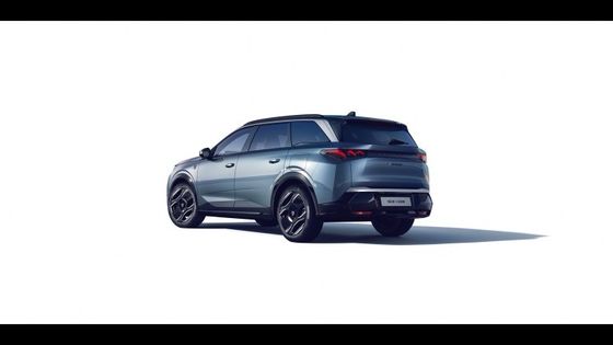 전판 2024 퓨조 E-5008 SUV 500km 범위 최고 326마력 (240KW) 듀얼 모터 AWD 순수 전기 차량