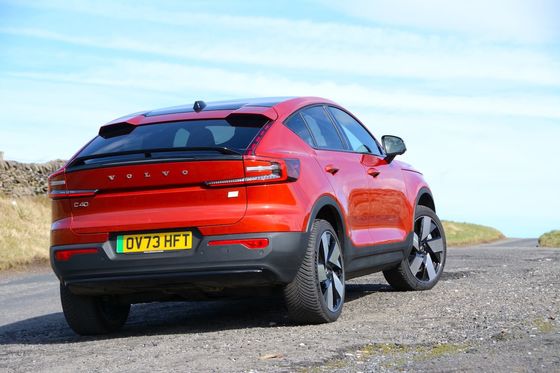 모든 라운드 EV 볼보 EC40 WLTP 326마일 4.7초 가속 0-62mph 408hp 모터 마력