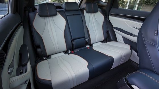 FWD 1.5L 엔진 BYD SEAL U DM-i PHEV 전기 자동차 전기 모터 18.3kwh 배터리 최대 전력 214bhp