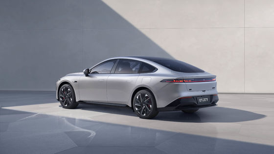 2024 강력한 둥펑 Eπ 007 200Pro EREV 200km CLTC 160kw 모터 파워 310N.m 토크 7.2s 0-100km/h 가속