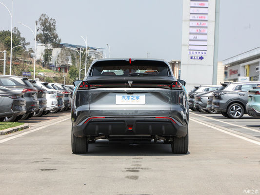 최신 HUAWEI 시스템 DEEPAL S07 2024 EREV 121km CLTC0.5h 빠른 충전 시간 175kW 최대 전력 320N.m 토크