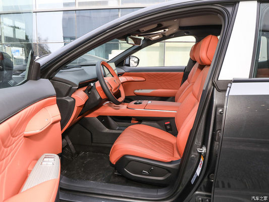 최신 HUAWEI 시스템 DEEPAL S07 2024 EREV 121km CLTC0.5h 빠른 충전 시간 175kW 최대 전력 320N.m 토크