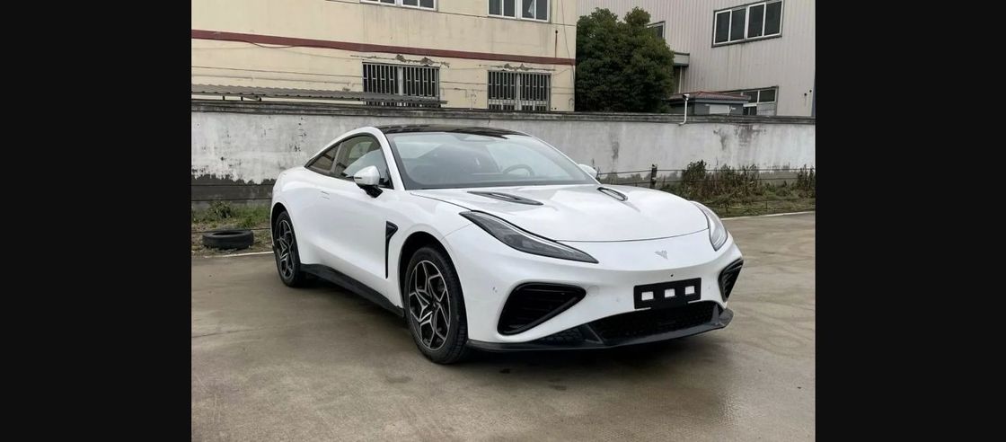 64.27kwh 배터리 가동 차량 @NEZHA GT 560km 범위 에너지 절약 2 개의 문 4 좌석 하드톱 스포츠 자동차