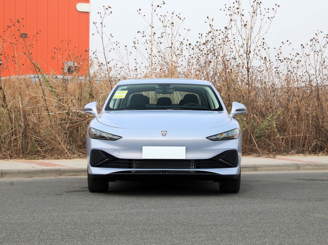 로우 D7 DMH 125 Beyond 에디션 중형 플러그인 하이브리드 전기 자동차 세단 EV