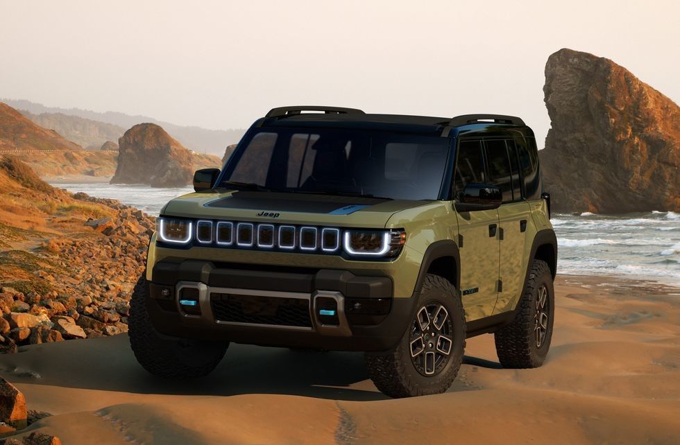 전동 SUV 2024 Jeep Recon EV 겹쳐질 지붕 뚜라기 제거 & 크래블 바위